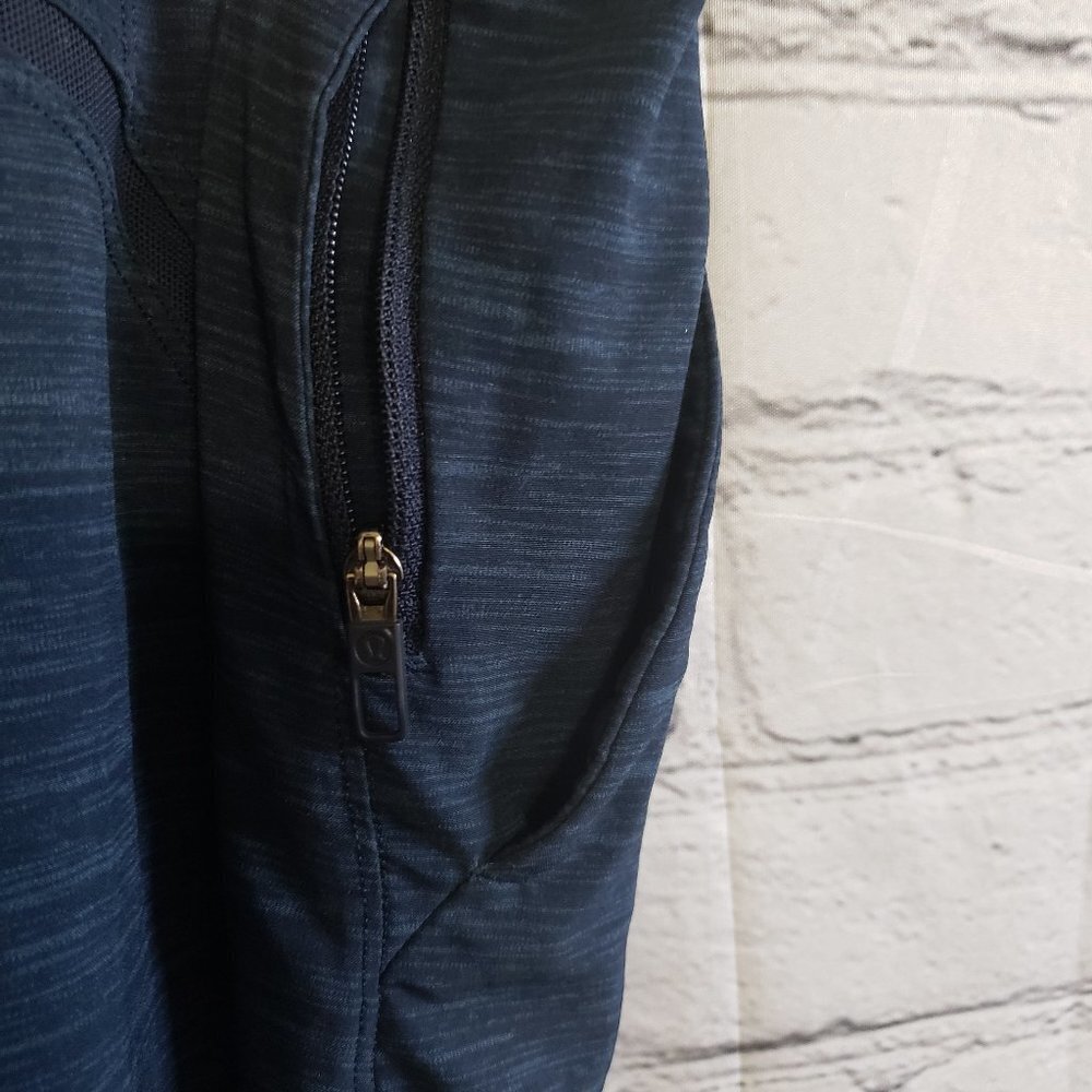 Lululemon Short - Picture 2 of 5